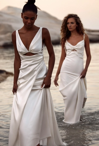 Milla Nova - White and Lace Style #Celestina #1 frontface vertical thumbnail