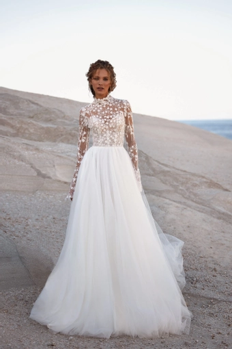 Milla Nova - White and Lace Style #Dolores #0 default frontface vertical thumbnail