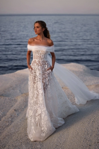 Milla Nova - White and Lace Style #Elodie #0 default frontface vertical thumbnail