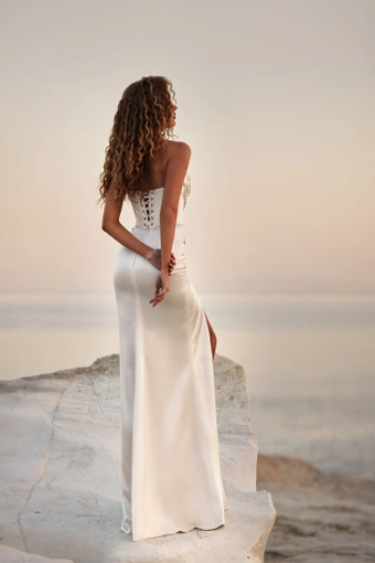 Milla Nova - White and Lace Style #Genevieva #1 default backface vertical thumbnail