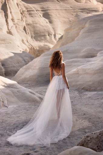 Milla Nova - White and Lace Style #Joy #2 default backface vertical thumbnail