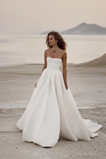 Milla Nova - White and Lace Style #Layla #0 default frontface vertical thumbnail