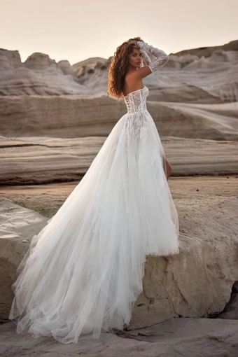 Milla Nova - White and Lace Style #Leah #1 default backface vertical thumbnail