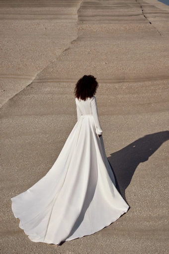 Milla Nova - White and Lace Style #Lindsay #2 backface vertical thumbnail