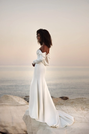Milla Nova - White and Lace Style #Sofia #1 default backface vertical thumbnail