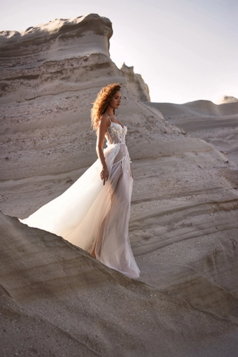 Milla Nova - White and Lace Style #Tessa #1 frontface vertical thumbnail
