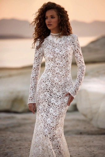 Milla Nova - White and Lace Style #Tilda #2 frontface vertical cropped thumbnail