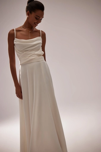 Milla Nova - White and Lace Style #Yasmeen #2 frontface vertical cropped thumbnail