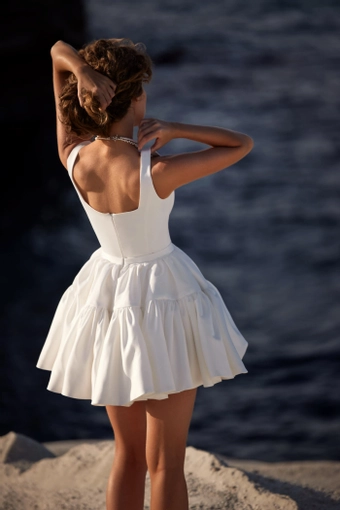 Milla Nova - White and Lace Style #Zarina #2 default backface vertical thumbnail