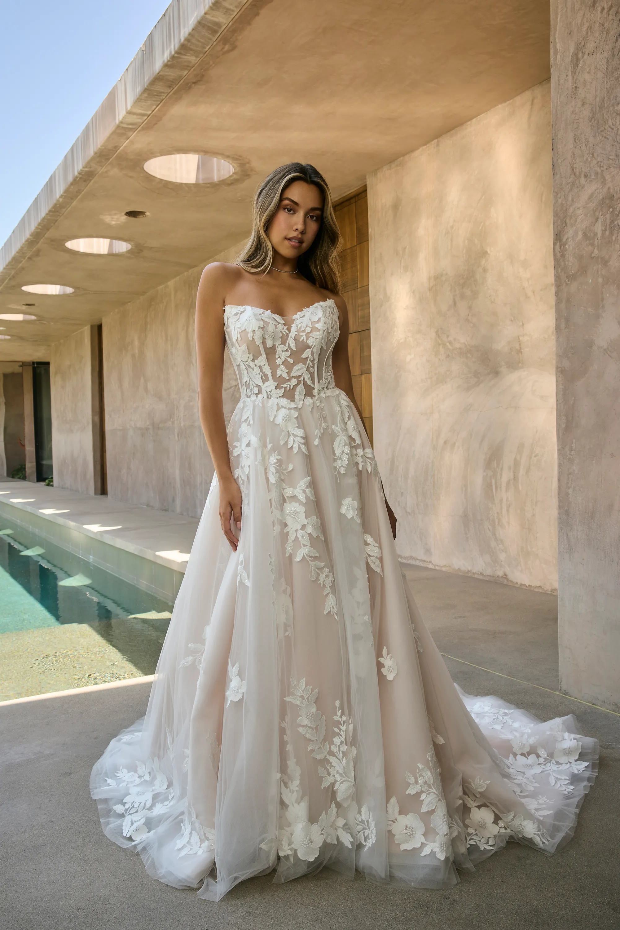 white christmas dresses Mermaid Sweetheart Rustic Lace Wedding Dress Cheap Bridal Dresses #KOP –  SELINADRESS main image 1