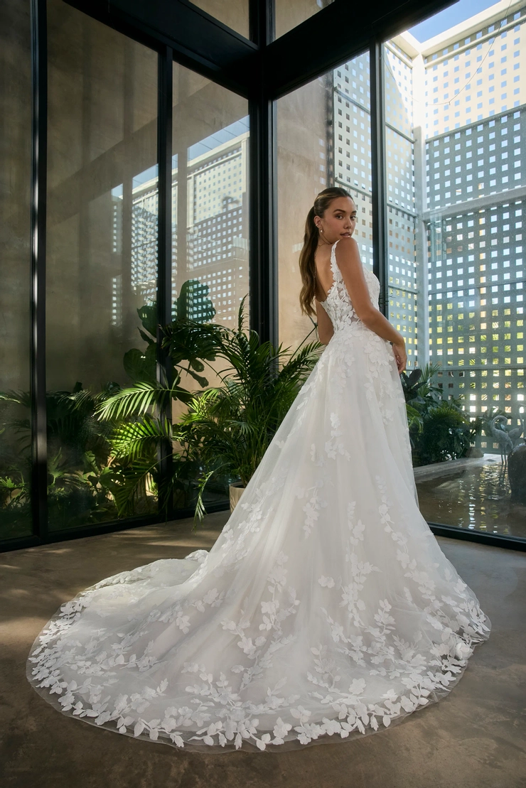 BeLoved by Casablanca BL503