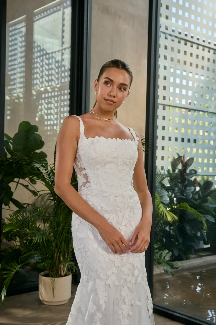 BeLoved by Casablanca BL503