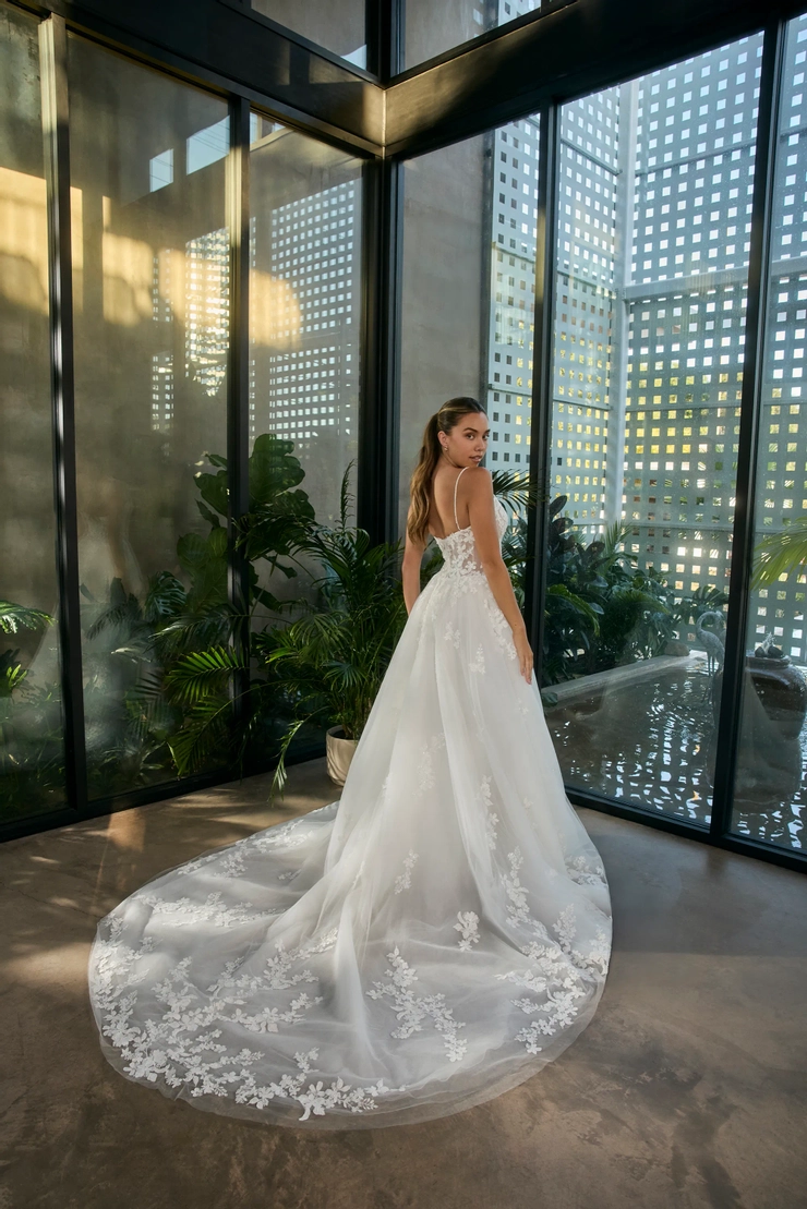 BeLoved by Casablanca BL507