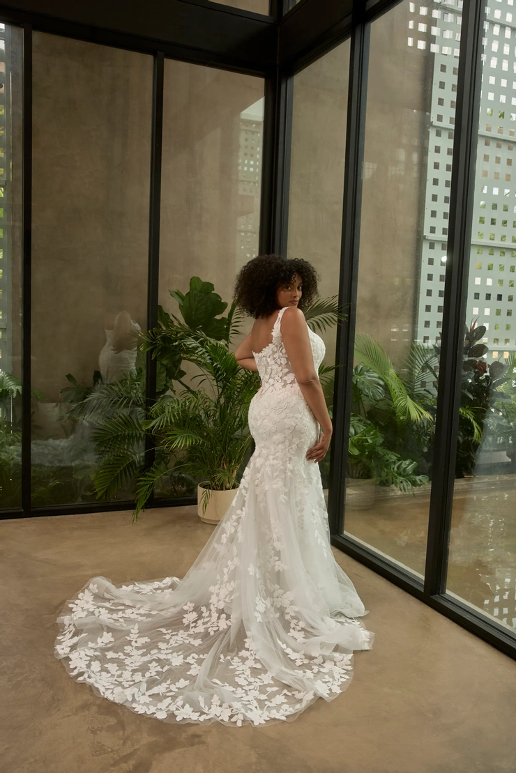 BeLoved by Casablanca - BL503C | Xenas Bridal
