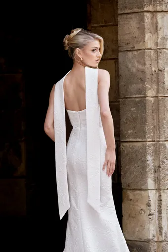 Zavana Bridal Margot #6 backface vertical cropped thumbnail