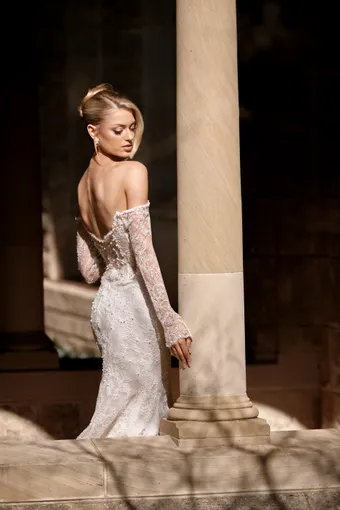 Zavana Bridal Sutton #5 backface vertical cropped thumbnail