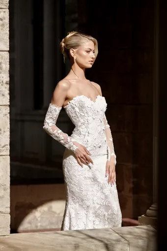 Zavana Bridal Eloise #3 frontface vertical cropped thumbnail