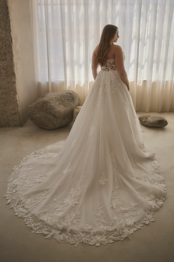 Casablanca Bridal Style #2627C #1 default backface vertical picture