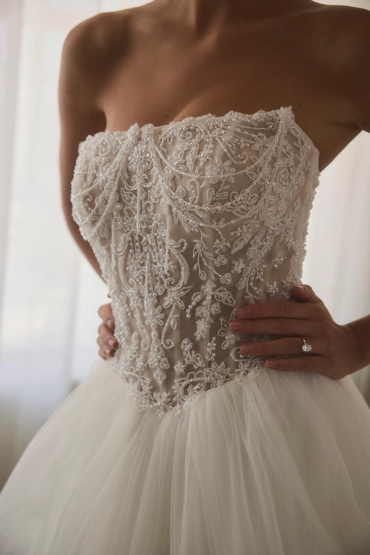 Casablanca Bridal 2622