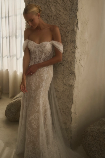 Casablanca Bridal Etta #1 frontface vertical thumbnail