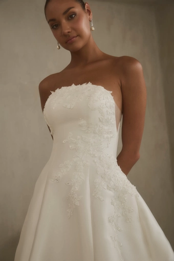 Casablanca Bridal Hadley #2 frontface vertical cropped thumbnail