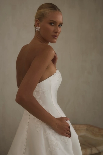 Casablanca Bridal Hadley #6 backface vertical cropped thumbnail