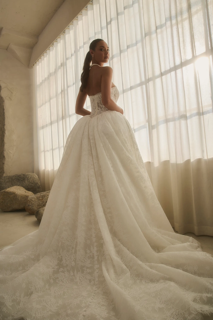 Casablanca Bridal 2625