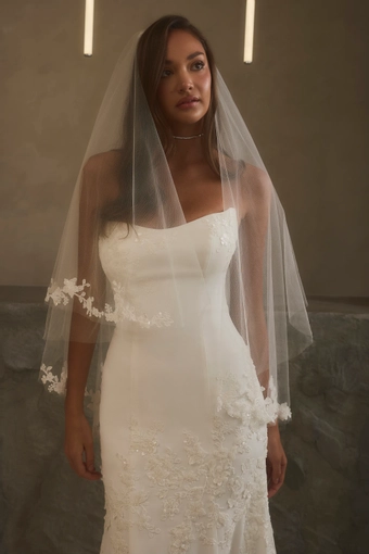 Casablanca Bridal Sheridan #5 frontface vertical cropped thumbnail