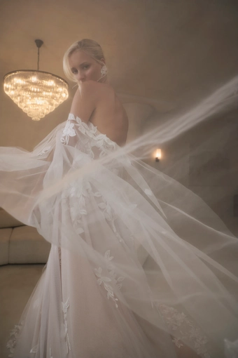 Casablanca Bridal Elsbeth #5 backface vertical cropped thumbnail