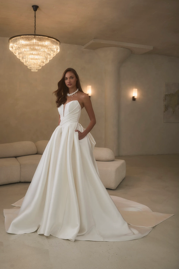 Casablanca Bridal Halston Image