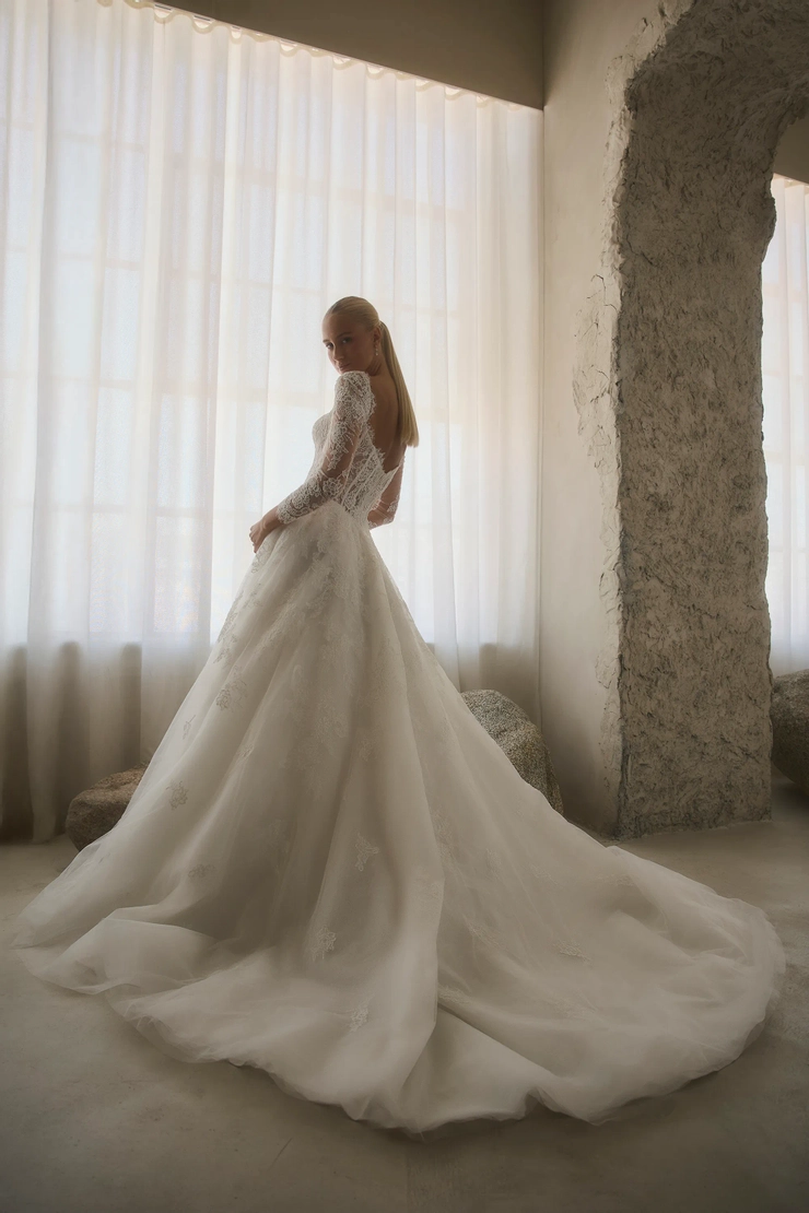 Casablanca Bridal Style #2629 #1 default backface vertical picture