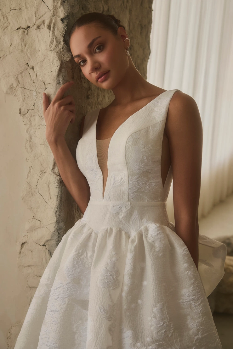 Casablanca Bridal 2633