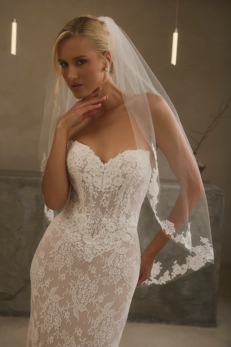 Casablanca Bridal 2634