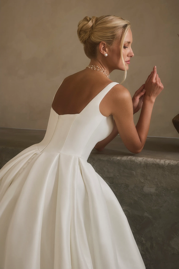 Casablanca Bridal Style #2635 #6 backface vertical cropped picture