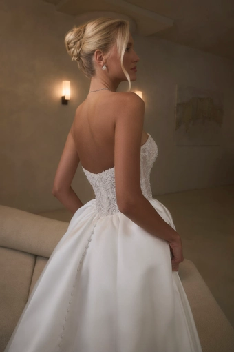 Casablanca Bridal Nicoletta #4 backface vertical cropped thumbnail