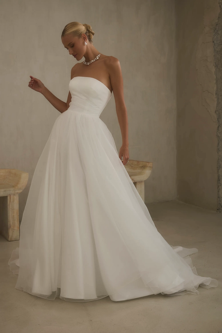 Casablanca Bridal Charisse Image