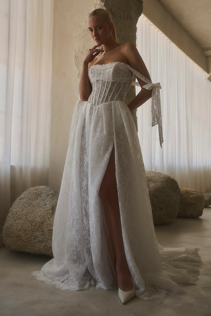 Casablanca Bridal Style #2638 #1 frontface vertical picture