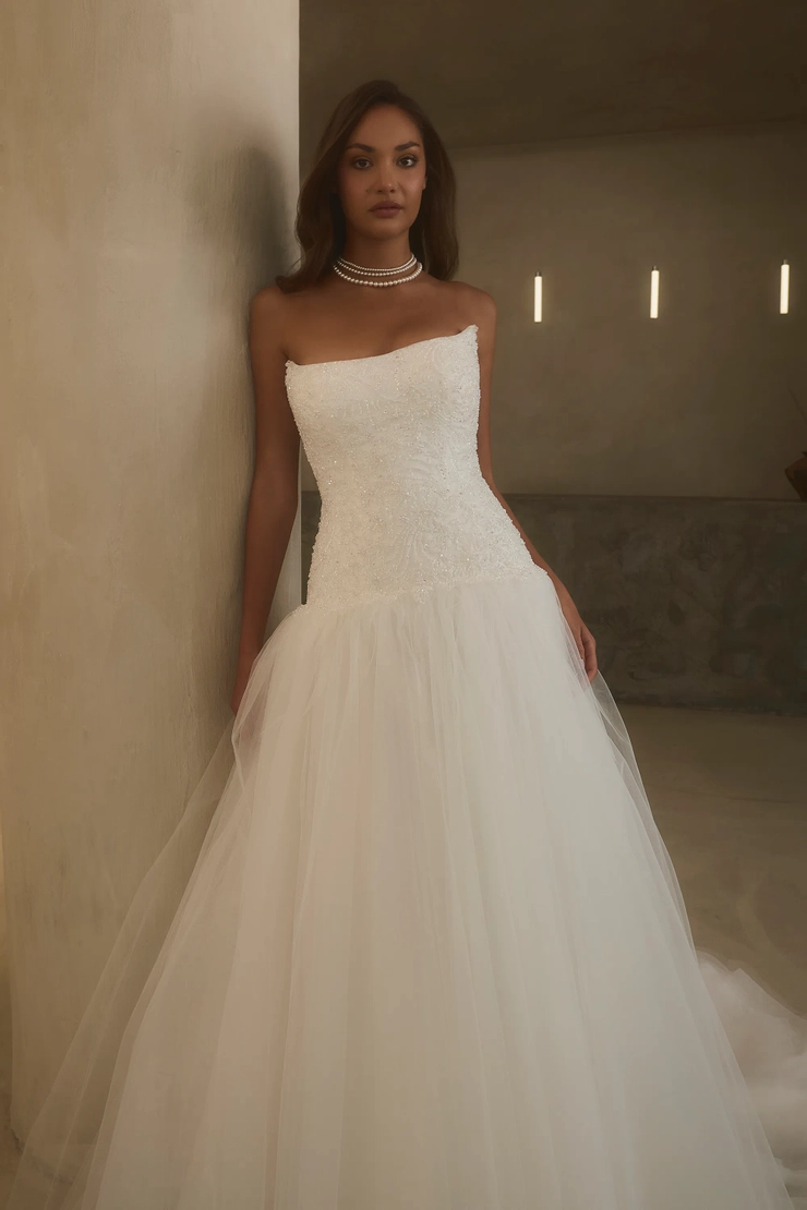 Casablanca Bridal 2639