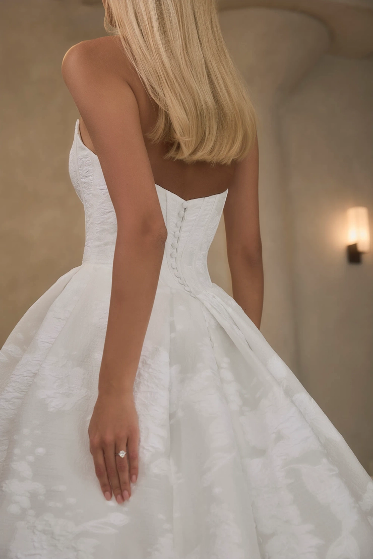 Casablanca Bridal Style #2640 #9 backface vertical cropped picture