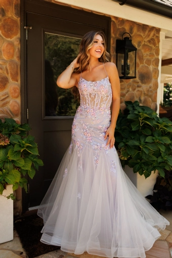 Sophia Thomas Style #10117 $1 frontface vertical thumbnail