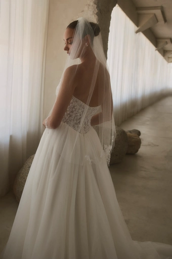 Style 2622V Antonella Veil #1 default backface vertical thumbnail