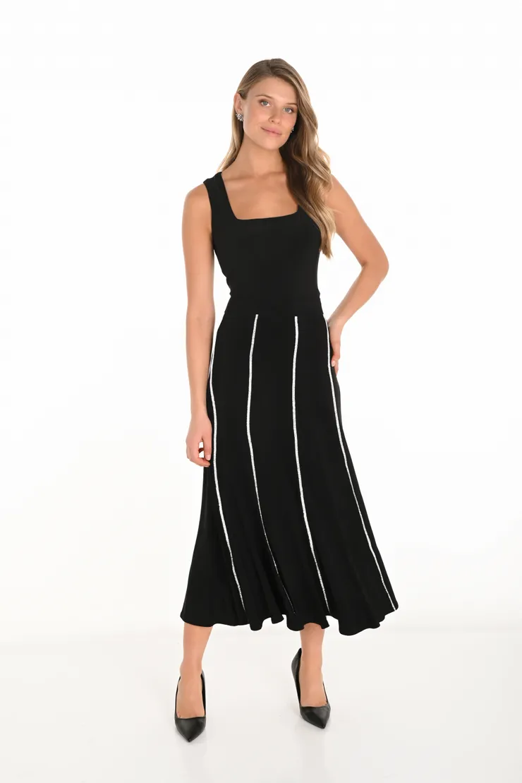 Frank Lyman 259031 Default Thumbnail Image