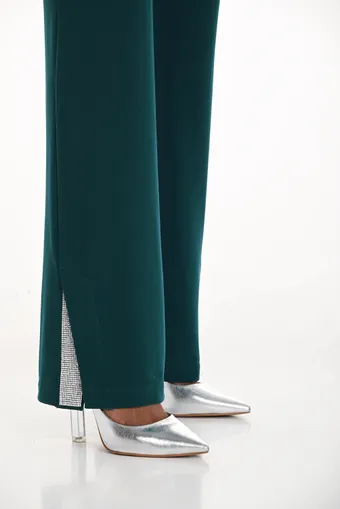 Frank Lyman 259140 #2 frontface vertical cropped thumbnail