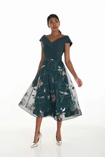 Frank Lyman 259142 #0 default frontface vertical thumbnail