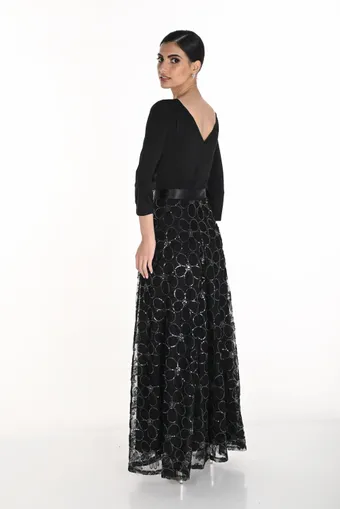 Frank Lyman 259717 #1 default backface vertical thumbnail