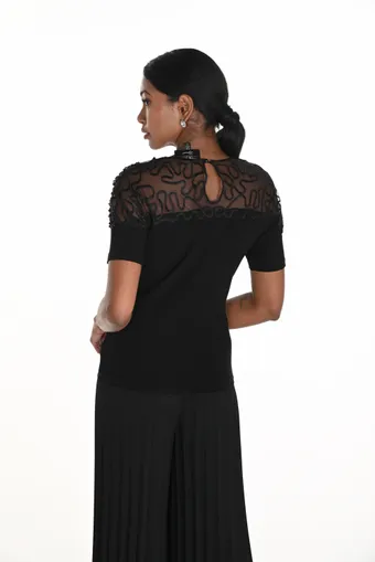 Frank Lyman 259732 #1 default backface vertical thumbnail