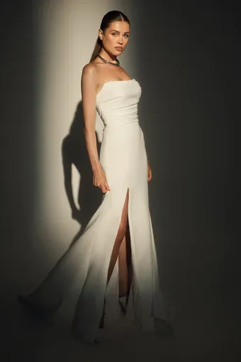 Le Blanc #LE168 #2 frontface vertical thumbnail