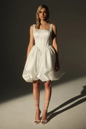 Le Blanc #LE170-2 #6 frontface vertical thumbnail