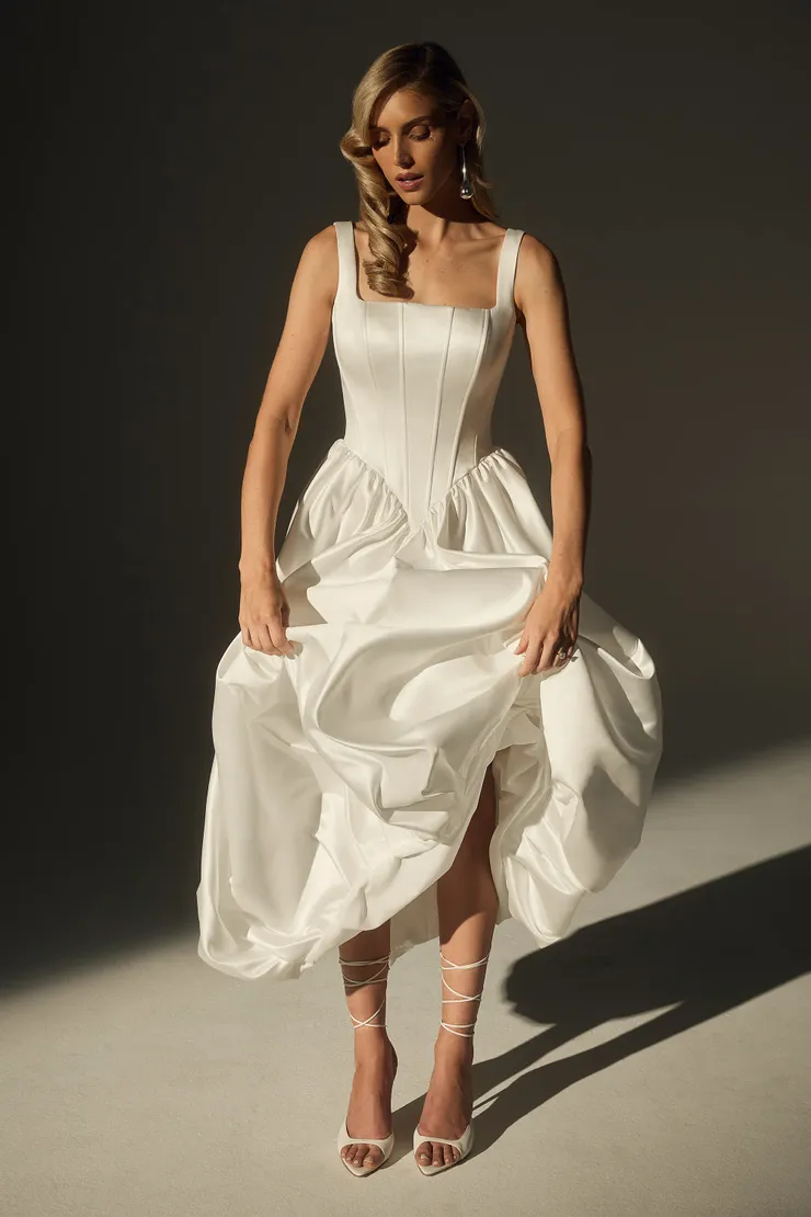 Casablanca Bridal LE170-2