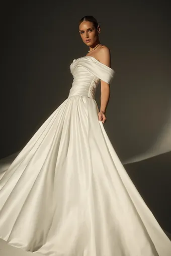 Le Blanc #LE171-1 #2 frontface vertical thumbnail